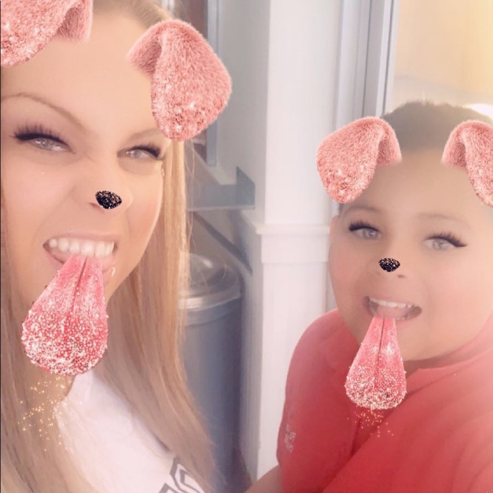 Meet your Posher, Stephanie